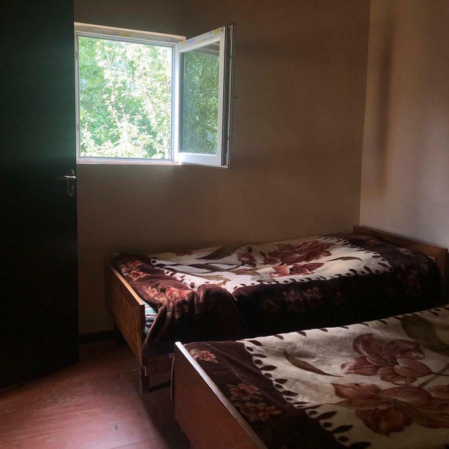 Guest House Malkhaz Niguriani Zhabeshi Bagian luar foto